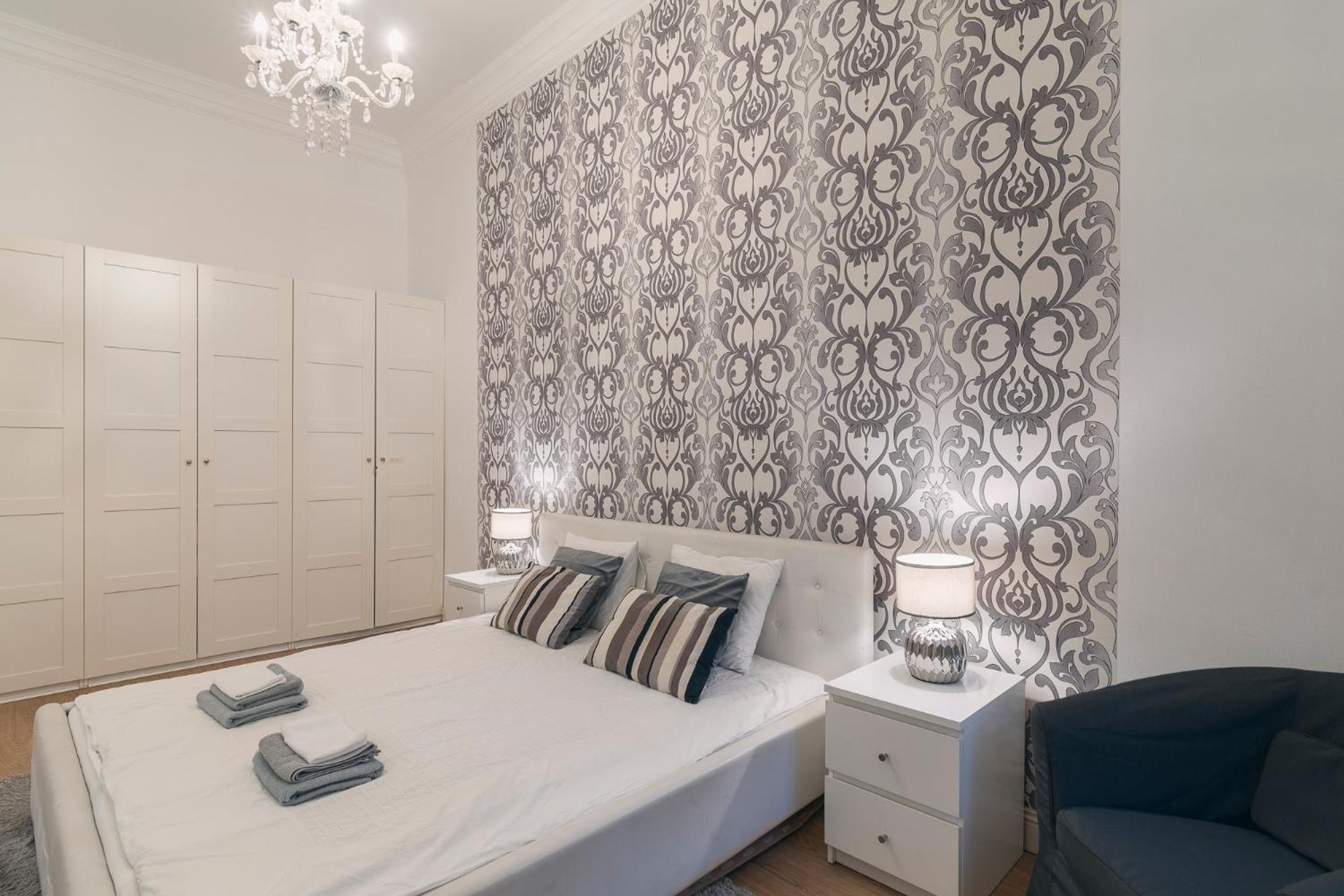 Ruin Bar 2 Bedroom 1.5 Bath Apt. Sleeps 6 Apartman *